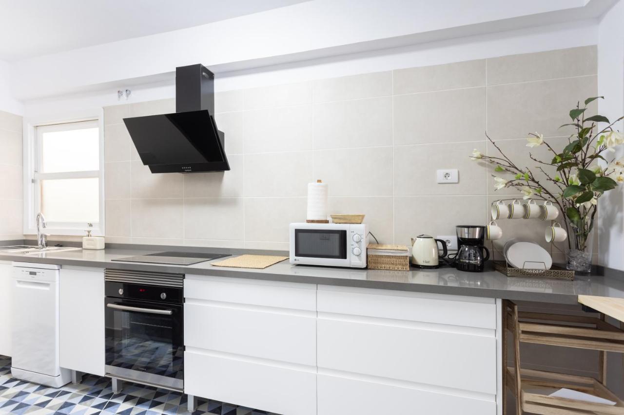 Home2Book Charming Center Apartment Santa Cruz Extérieur photo